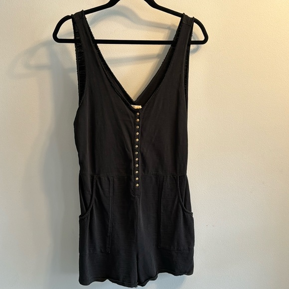 Nation Ltd. Gidget Utility Romper - Picture 4 of 9